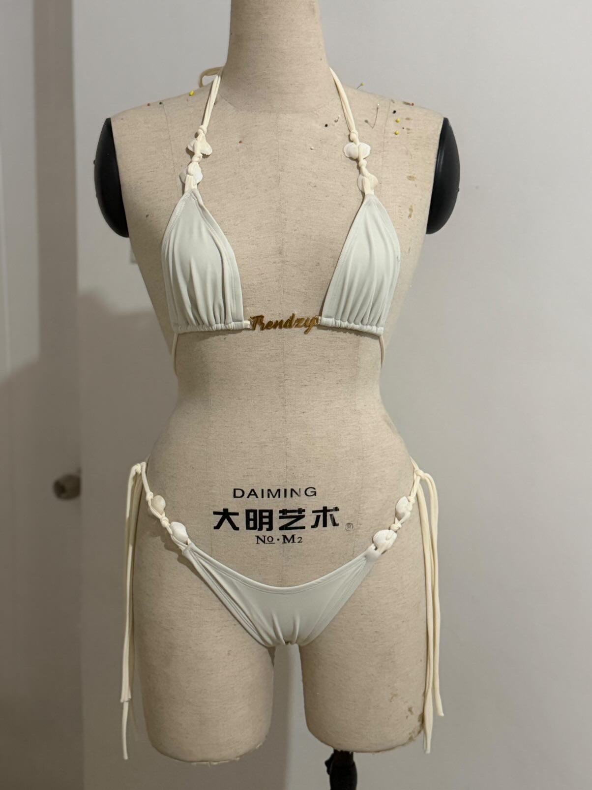Isla Shell Bikini
